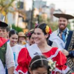 Posadas recibe a la 2º Fiesta del Folklore Misionero con todas costumbres y arte de la provincia