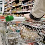 En septiembre las ventas en supermercados cayeron casi 13% interanual